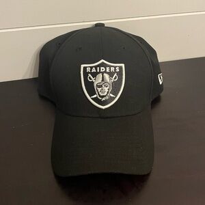 Raiders Fitted Hat - Medium/Large